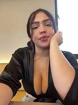 DemoBunny from StripChat is Freechat