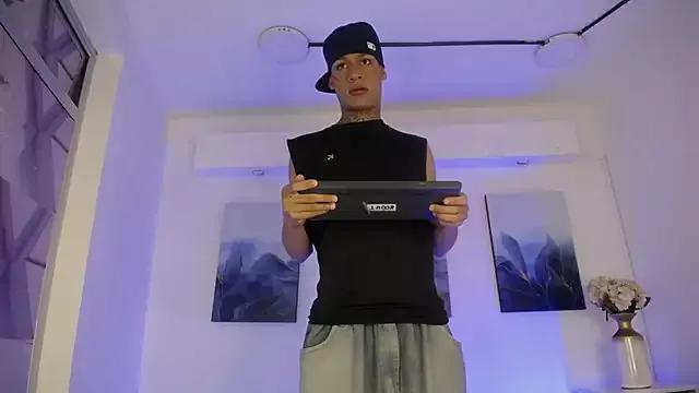 DereckStorm from StripChat