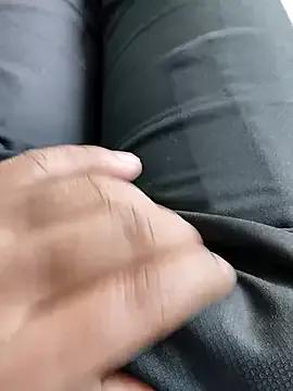 Desi_muslimcouple from StripChat is Freechat