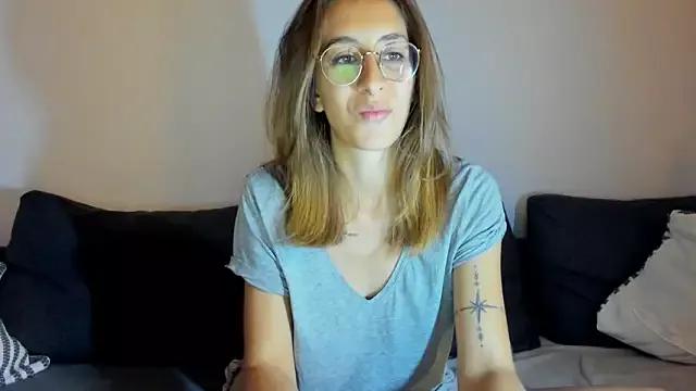 DesireMore90 from StripChat is Freechat