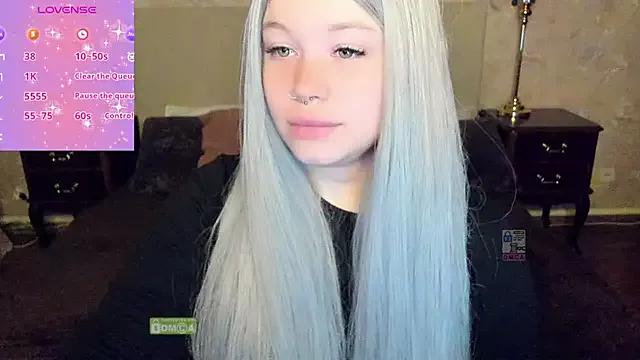 Diana_Dream from StripChat is Freechat
