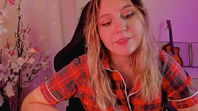 Check out our webcam shows gallery and message on a personal level with our sweet squirt cams hosts, showing off their natural physiques and sex toys.