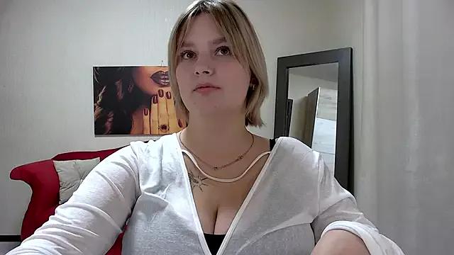 Check out our webcam shows gallery and message on a personal level with our sweet squirt cams hosts, showing off their natural physiques and sex toys.