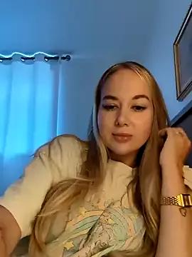 DiorDolly from StripChat is Freechat