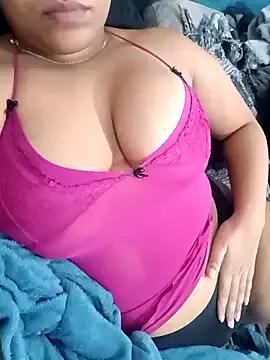 Donnababy from StripChat is Freechat