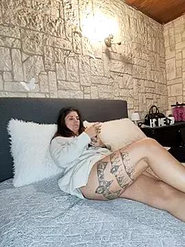 Check out our webcam shows gallery and message on a personal level with our sweet squirt cams hosts, showing off their natural physiques and sex toys.