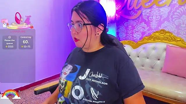 Check out our webcam shows gallery and message on a personal level with our sweet squirt cams hosts, showing off their natural physiques and sex toys.