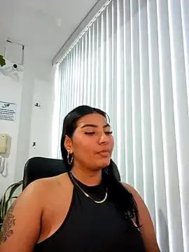 DyannaBloom from StripChat is Freechat