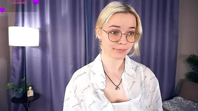 Photos of EdaKirkIin from StripChat is Freechat