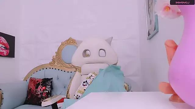 Check out our webcam shows gallery and message on a personal level with our sweet squirt cams hosts, showing off their natural physiques and sex toys.