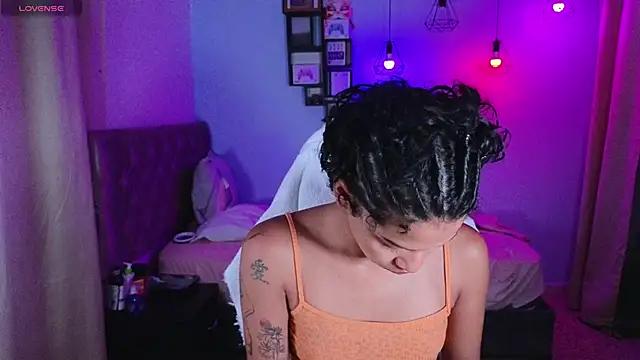 eleselas from StripChat