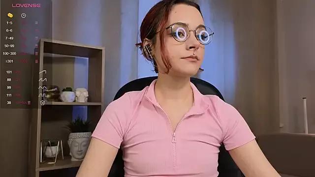 ElizabethMilller_ from StripChat is Freechat