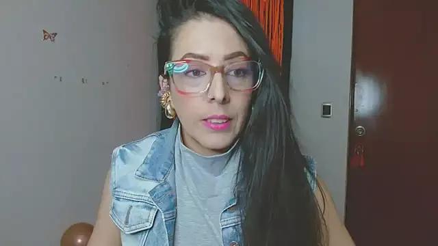 Check out our webcam shows gallery and message on a personal level with our sweet squirt cams hosts, showing off their natural physiques and sex toys.