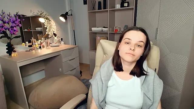 EllenMartinn from StripChat is Freechat