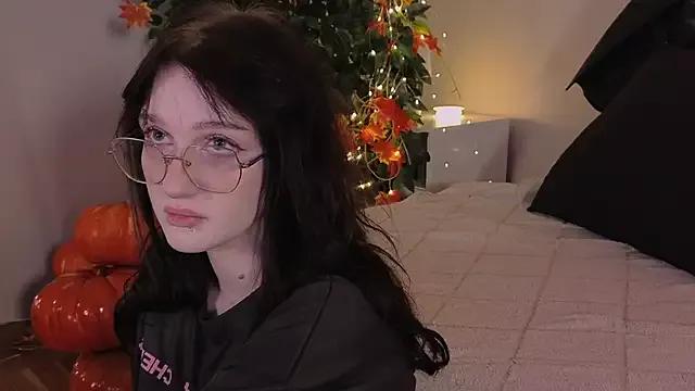 ELLIEJAY from StripChat is Freechat