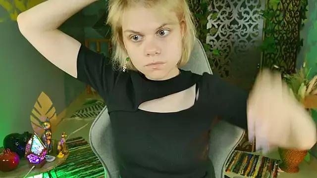 Check out our webcam shows gallery and message on a personal level with our sweet squirt cams hosts, showing off their natural physiques and sex toys.