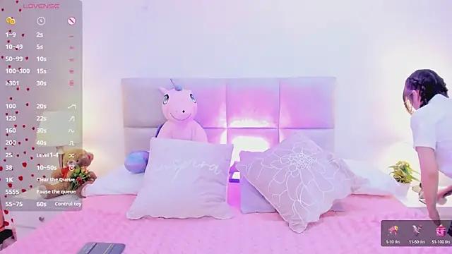 Check out our webcam shows gallery and message on a personal level with our sweet squirt cams hosts, showing off their natural physiques and sex toys.