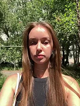 ElliRose from StripChat is Freechat
