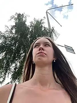 ElliRose from StripChat is Freechat