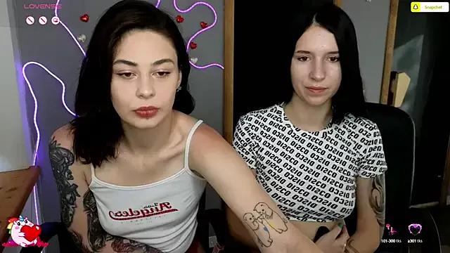 EllyRoman from StripChat is Freechat