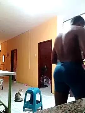 Photos of Elnegro28 from StripChat is Freechat
