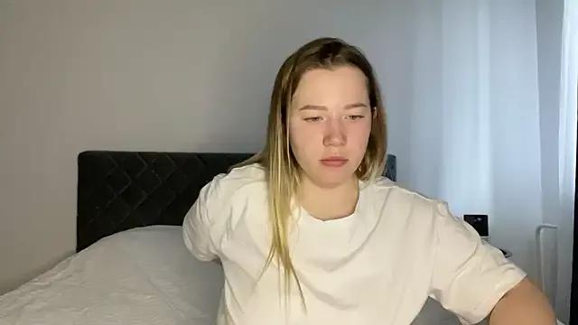Check out our webcam shows gallery and message on a personal level with our sweet squirt cams hosts, showing off their natural physiques and sex toys.