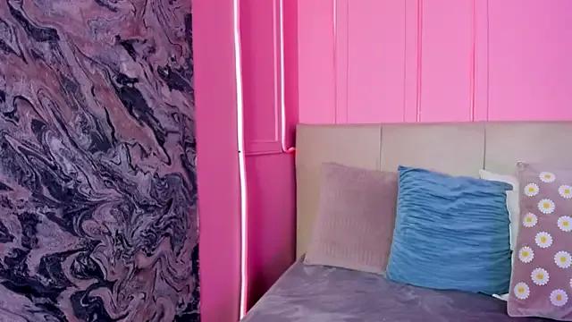Emelyy_Carter from StripChat is Freechat