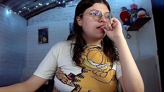 Check out our webcam shows gallery and message on a personal level with our sweet squirt cams hosts, showing off their natural physiques and sex toys.