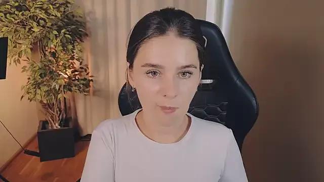 Emily_Brioche from StripChat is Freechat