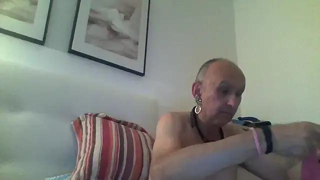 Emily_de_Carla from StripChat is Freechat