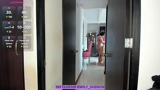 Check out our webcam shows gallery and message on a personal level with our sweet squirt cams hosts, showing off their natural physiques and sex toys.