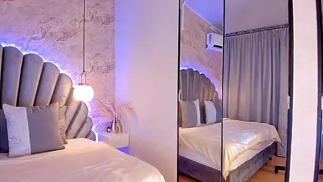 emily_mars1 from StripChat is Freechat