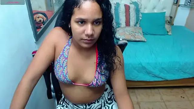 emily_russell_ from StripChat is Freechat