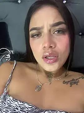 Emily_sharlot from StripChat is Freechat