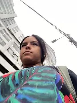 EmilyHarperr from StripChat is Freechat