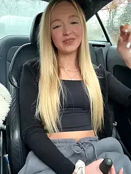 Photos of emilypeperoni from StripChat is Freechat