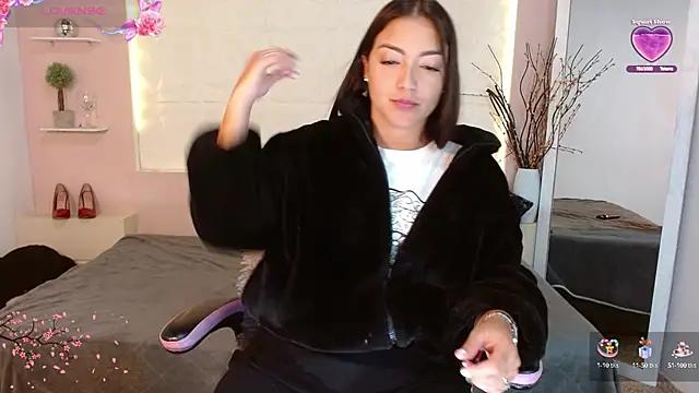 Check out our webcam shows gallery and message on a personal level with our sweet squirt cams hosts, showing off their natural physiques and sex toys.