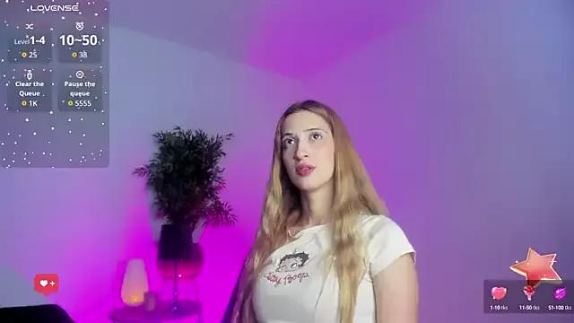 Emilywillis8 from StripChat is Freechat