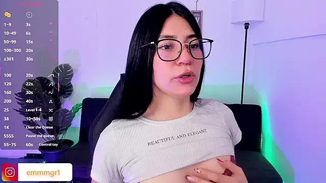 emma-green0 from StripChat is Freechat