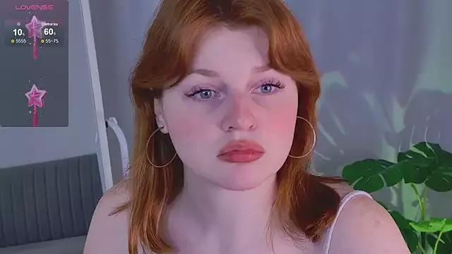 Emma_bb_ from StripChat is Freechat