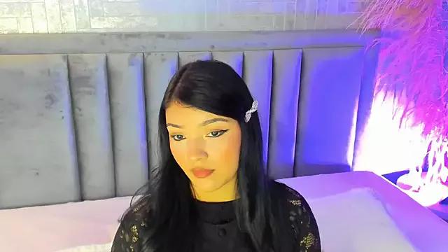 EmmaBlossom from StripChat is Freechat