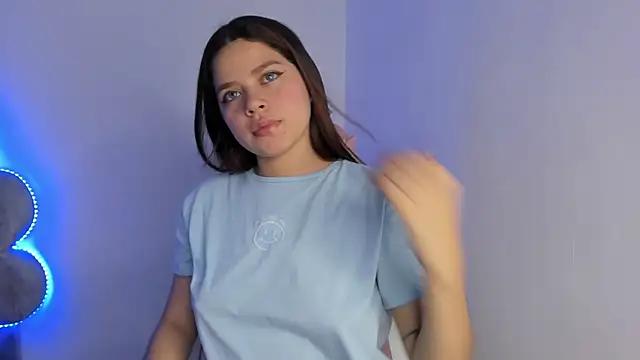 Check out our webcam shows gallery and message on a personal level with our sweet squirt cams hosts, showing off their natural physiques and sex toys.