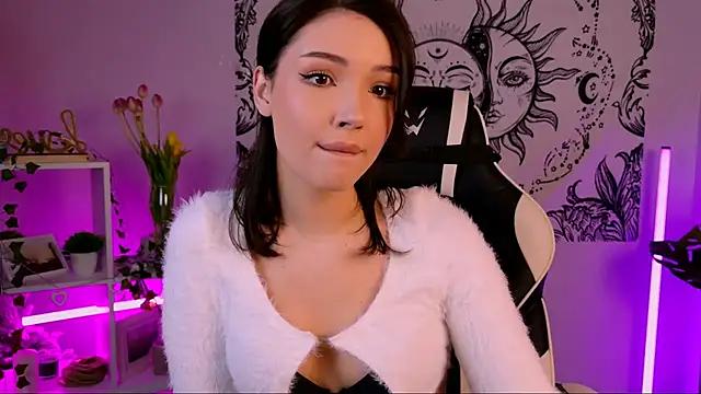 Check out our webcam shows gallery and message on a personal level with our sweet squirt cams hosts, showing off their natural physiques and sex toys.