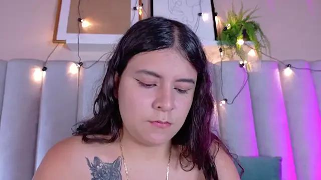 Check out our webcam shows gallery and message on a personal level with our sweet squirt cams hosts, showing off their natural physiques and sex toys.