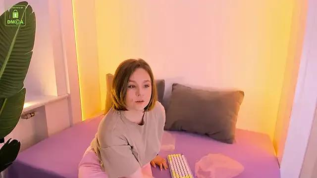 Check out our webcam shows gallery and message on a personal level with our sweet squirt cams hosts, showing off their natural physiques and sex toys.