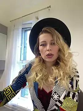 Erikalypse from StripChat is Freechat