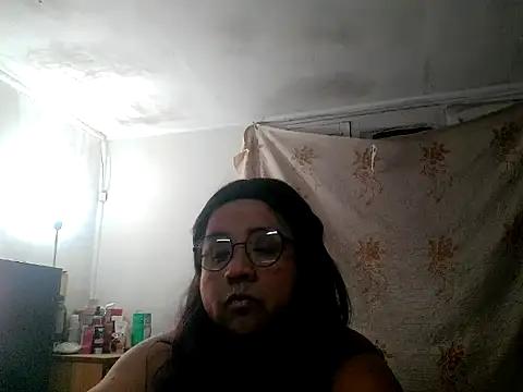 erinadarling79 from StripChat is Freechat