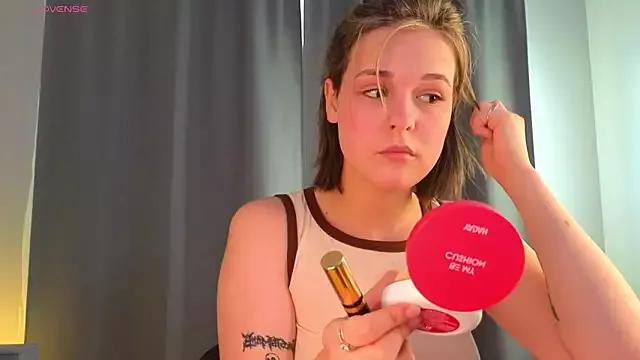 Check out our webcam shows gallery and message on a personal level with our sweet squirt cams hosts, showing off their natural physiques and sex toys.