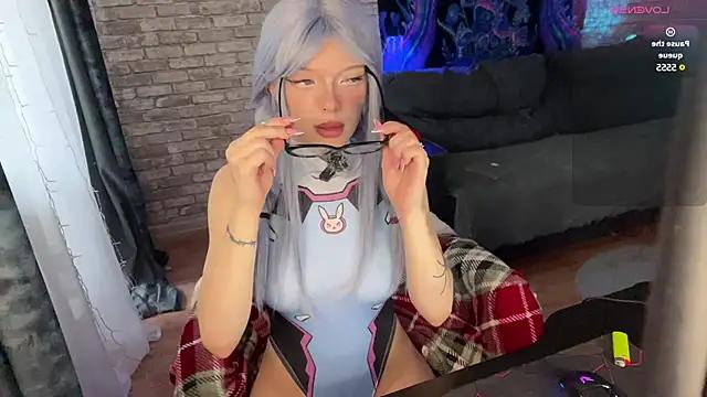 Check out our webcam shows gallery and message on a personal level with our sweet squirt cams hosts, showing off their natural physiques and sex toys.