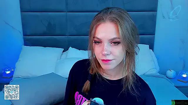 Eva_Stonee from StripChat is Freechat